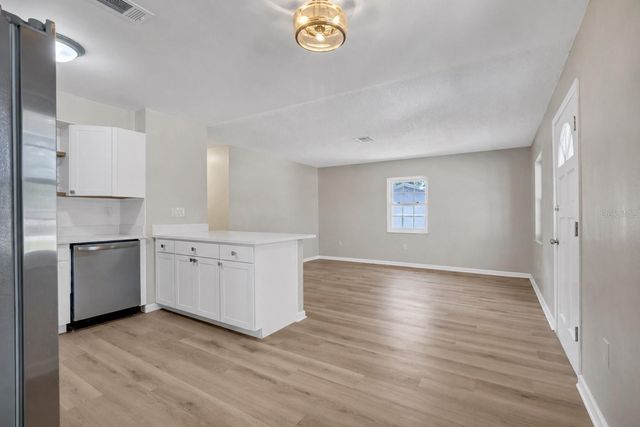 112 AMY CIRCLE, Lakeland, FL 33809