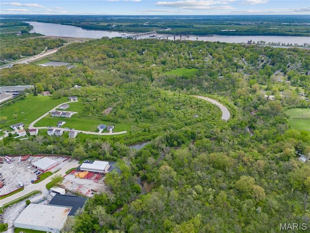 0 Bellefontaine Estates Court, St Louis, MO 63137