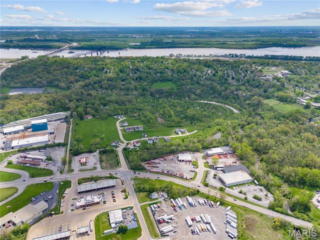 0 Bellefontaine Estates Court, St Louis, MO 63137