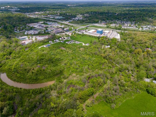 0 Bellefontaine Estates Court, St Louis, MO 63137