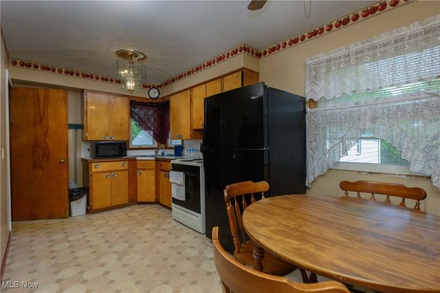 944 Donald Avenue, Akron, OH 44306