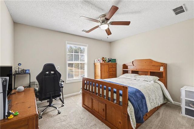 1133 Bradford Park Drive, Auburn, GA 30011