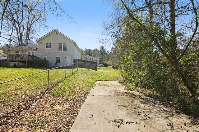 1133 Bradford Park Drive, Auburn, GA 30011