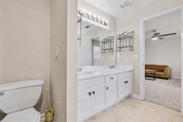 1133 Bradford Park Drive, Auburn, GA 30011