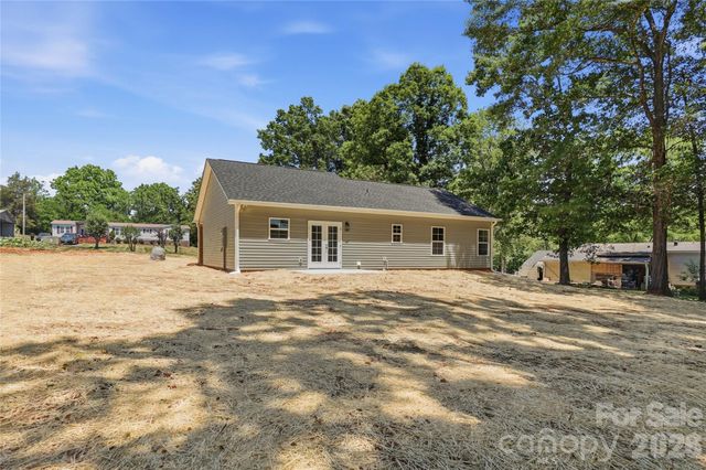 2507 Pacer Lane, Statesville, NC 28677