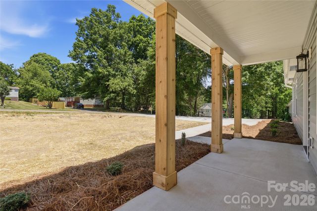 2507 Pacer Lane, Statesville, NC 28677