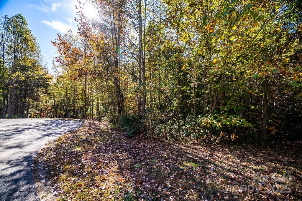 68 & 69 Seminole Drive 68 & 69, Maiden, NC 28650