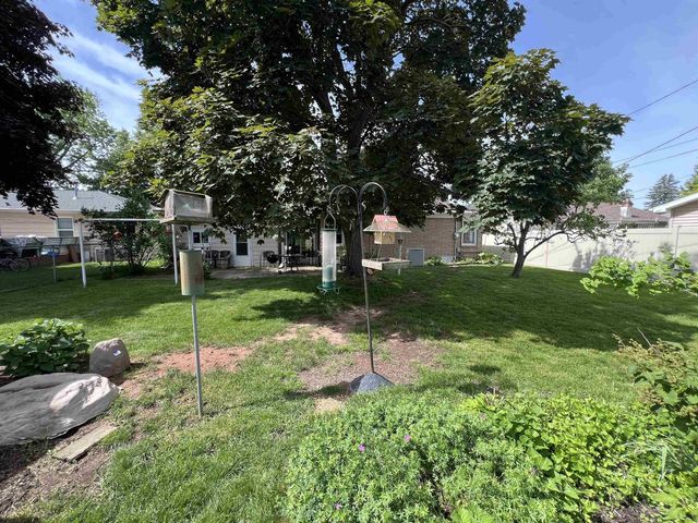 1673 JUNIPER DRIVE, Green Bay, WI 54302