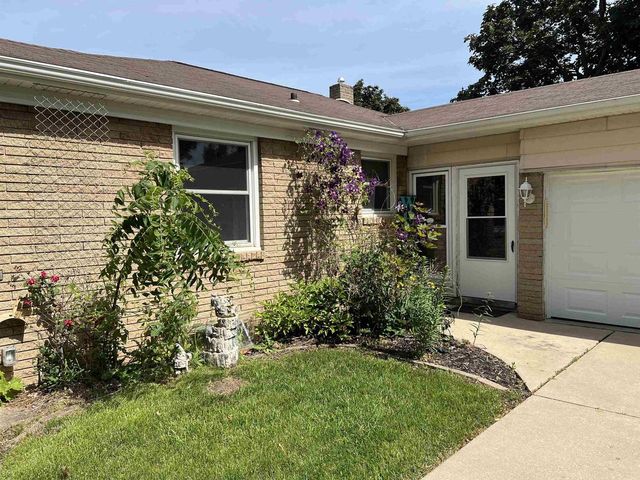 1673 JUNIPER DRIVE, Green Bay, WI 54302