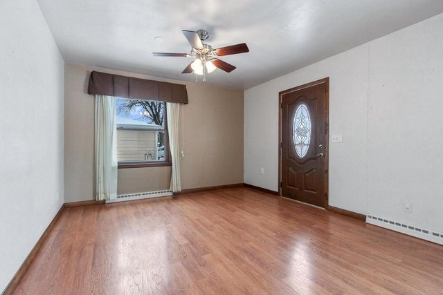 1673 JUNIPER DRIVE, Green Bay, WI 54302