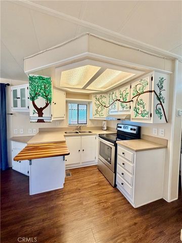 948 Acorn Drive, San Jacinto, CA 92583
