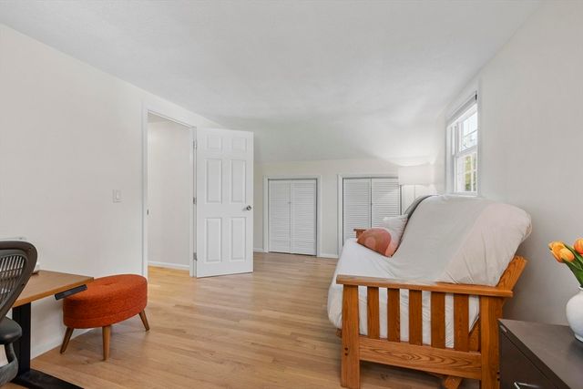 6 Edith Rd, Hudson, MA 01749