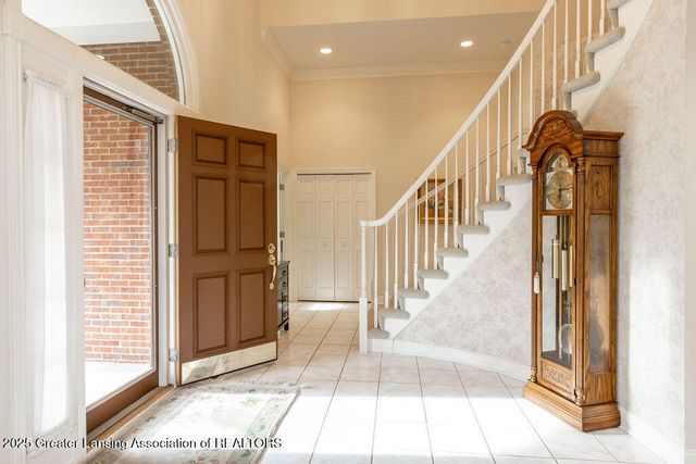 3835 River Cove Drive, Lansing, MI 48917