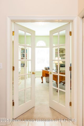 3835 River Cove Drive, Lansing, MI 48917