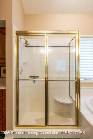 3835 River Cove Drive, Lansing, MI 48917