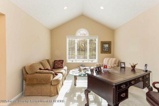 3835 River Cove Drive, Lansing, MI 48917