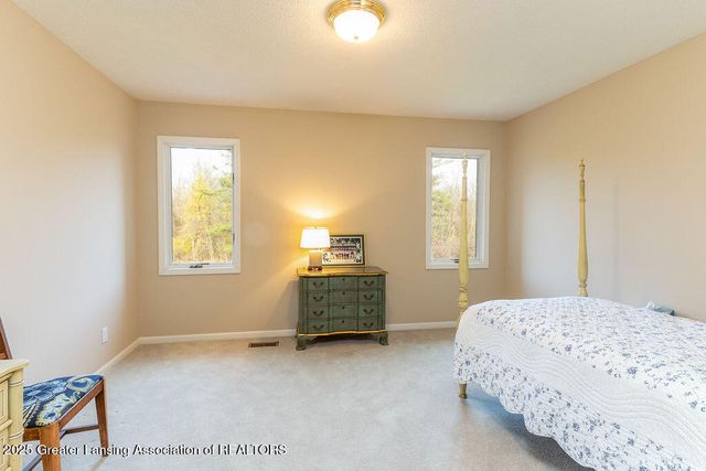 3835 River Cove Drive, Lansing, MI 48917