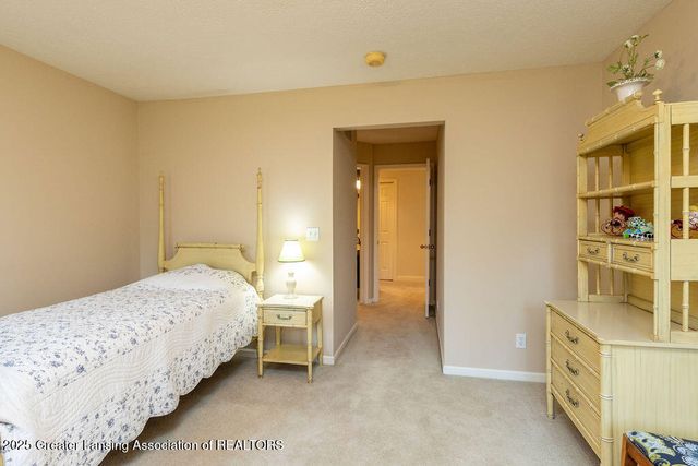 3835 River Cove Drive, Lansing, MI 48917