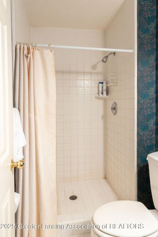 3835 River Cove Drive, Lansing, MI 48917