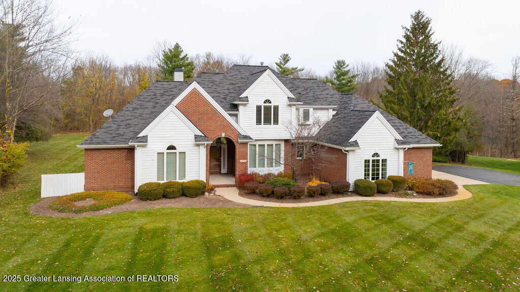 3835 River Cove Drive, Lansing, MI 48917