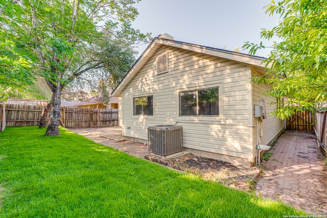 9722 SILVER MOON, San Antonio, TX 78254