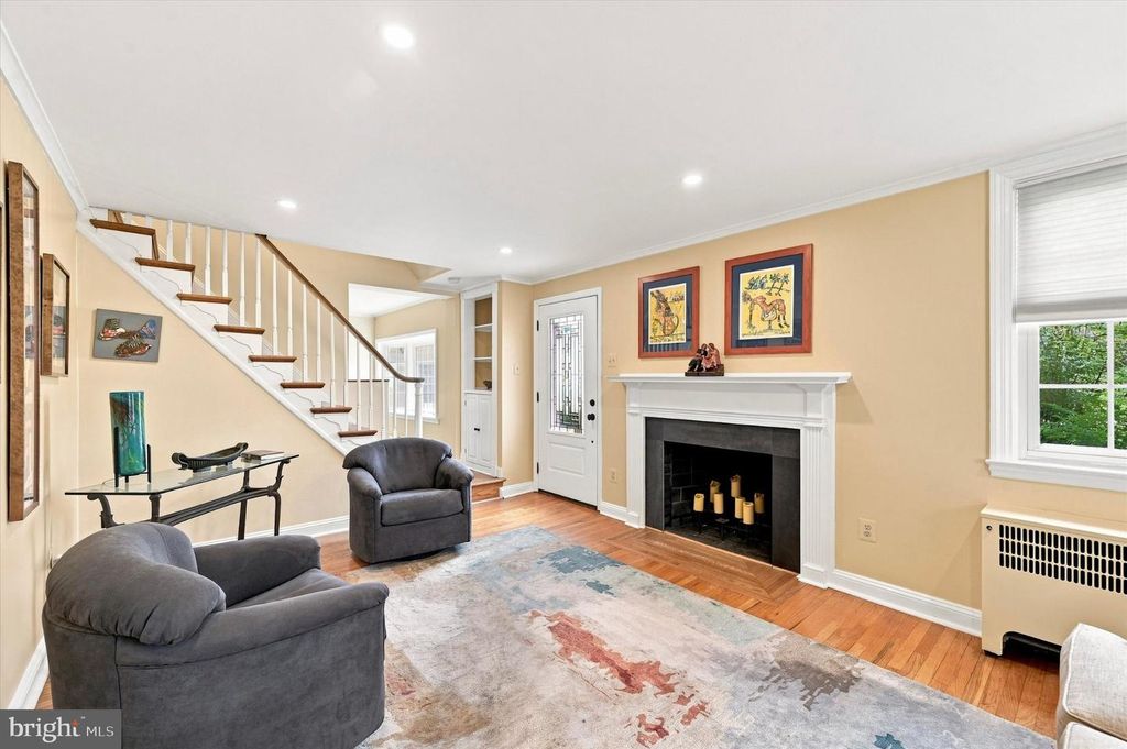 203 WALNUT HILL LN, HAVERTOWN, PA 19083 — photo 3