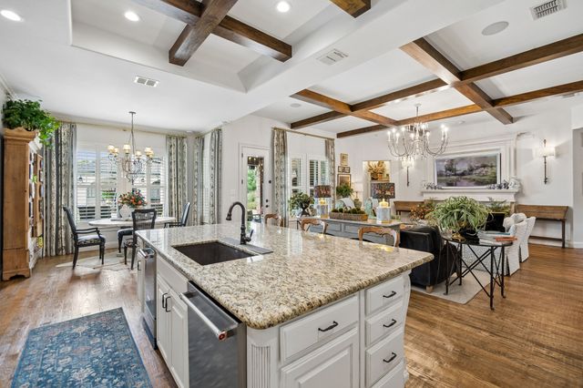 105 Eagles Peak Lane, Double Oak, TX 75077
