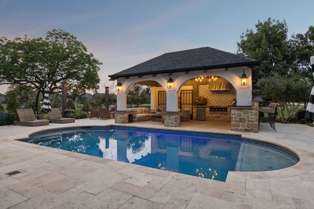 105 Eagles Peak Lane, Double Oak, TX 75077