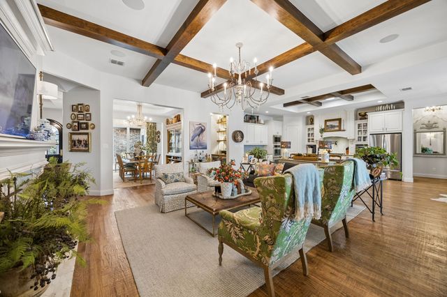 105 Eagles Peak Lane, Double Oak, TX 75077