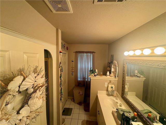 15802 N State Highway 28, Dardanelle, AR 72834