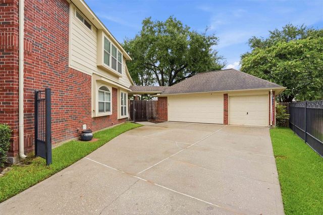 8603 Prelude Court, Houston, TX 77040