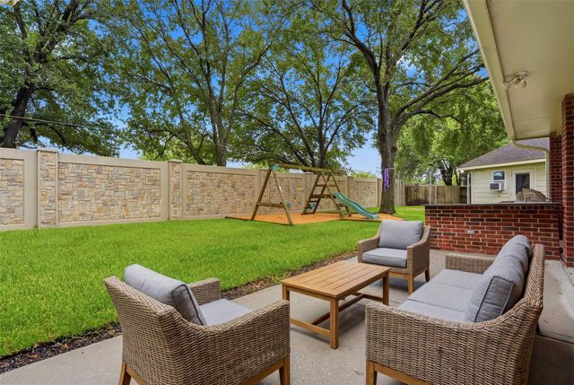 8603 Prelude Court, Houston, TX 77040