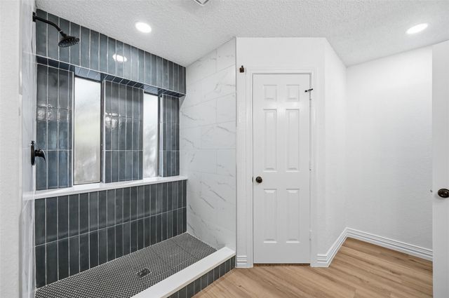 1940 Berrybrook Drive, Fort Worth, TX 76134