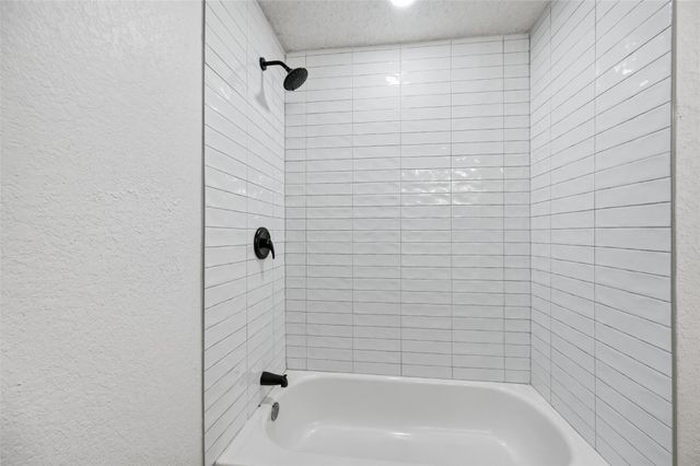 1940 Berrybrook Drive, Fort Worth, TX 76134