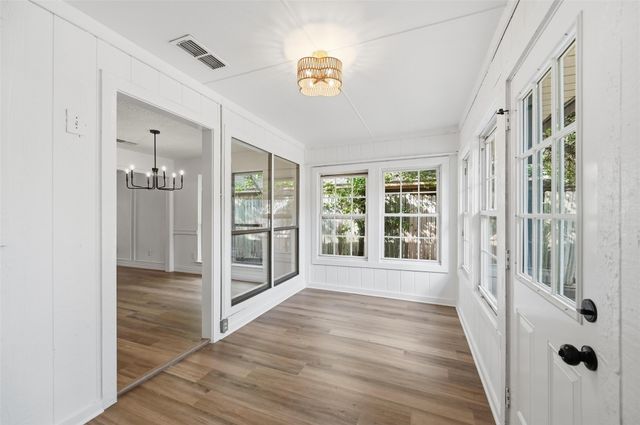 1940 Berrybrook Drive, Fort Worth, TX 76134