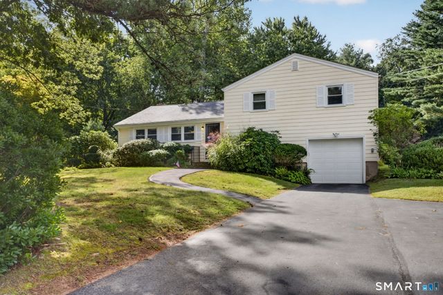 1515 Manchester Road, Glastonbury, CT 06033