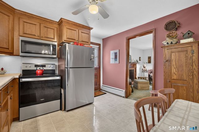 1515 Manchester Road, Glastonbury, CT 06033
