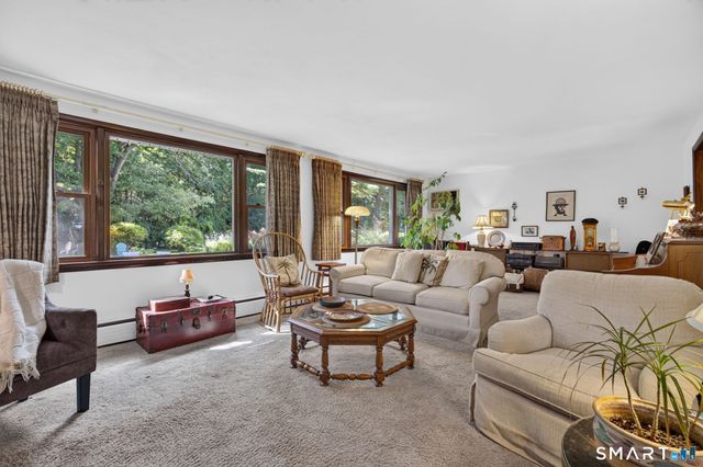1515 Manchester Road, Glastonbury, CT 06033