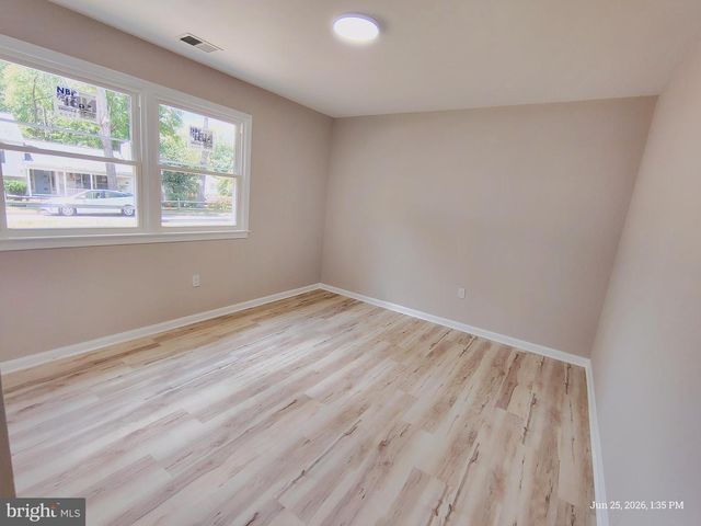 4223 AVON DRIVE, Montclair, VA 22025