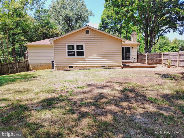 4223 AVON DRIVE, Montclair, VA 22025