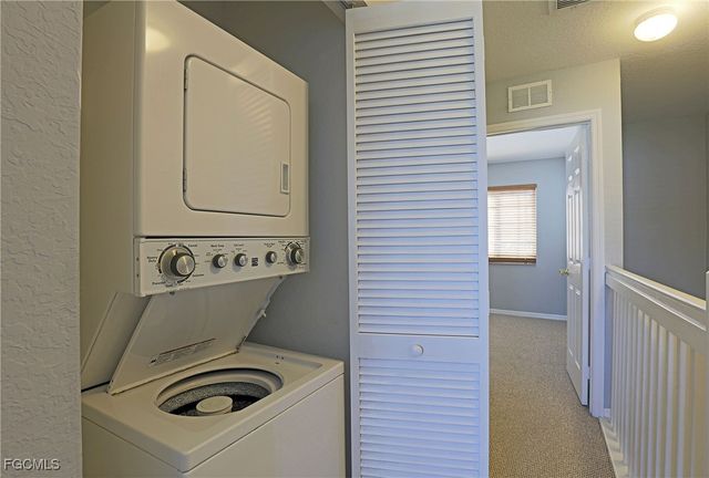 10033 Spyglass Hill LN, Fort Myers, FL 33966