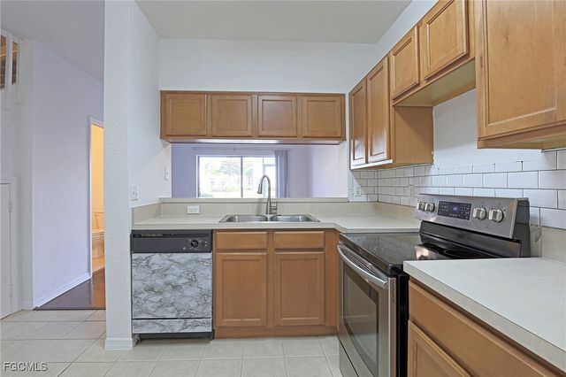 10033 Spyglass Hill LN, Fort Myers, FL 33966