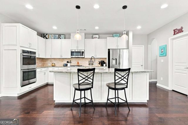 315 Hill Top Overlook, Canton, GA 30114
