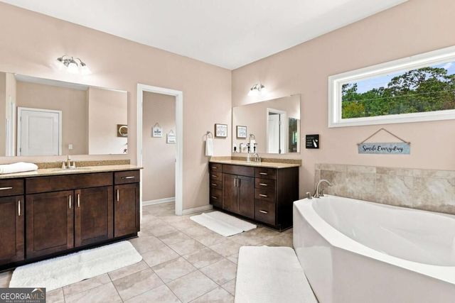 315 Hill Top Overlook, Canton, GA 30114