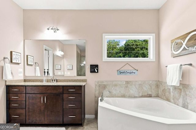 315 Hill Top Overlook, Canton, GA 30114