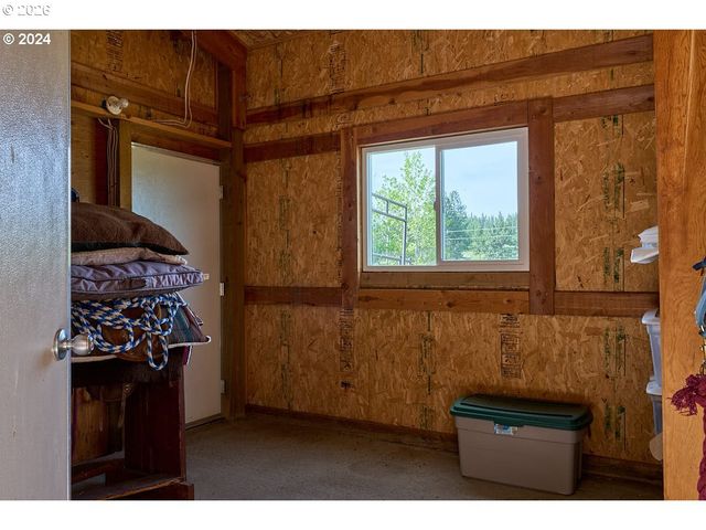 76014 Hwy 82, Elgin, OR 97827