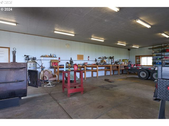 76014 Hwy 82, Elgin, OR 97827