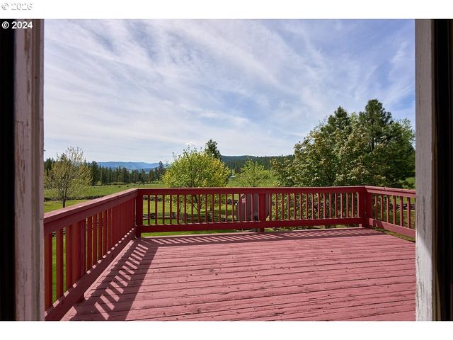 76014 Hwy 82, Elgin, OR 97827