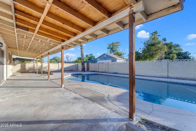 517 E HERMOSA Drive, Tempe, AZ 85282