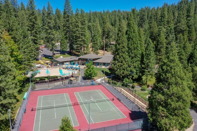 2393 Stephanie Dr, Arnold, CA 95223